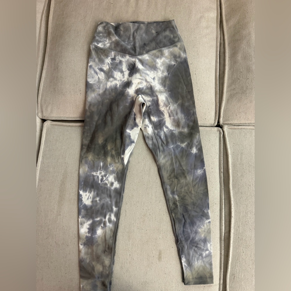 Balance Athletica / Vitality Tie-Dye Leggings - Gray and White